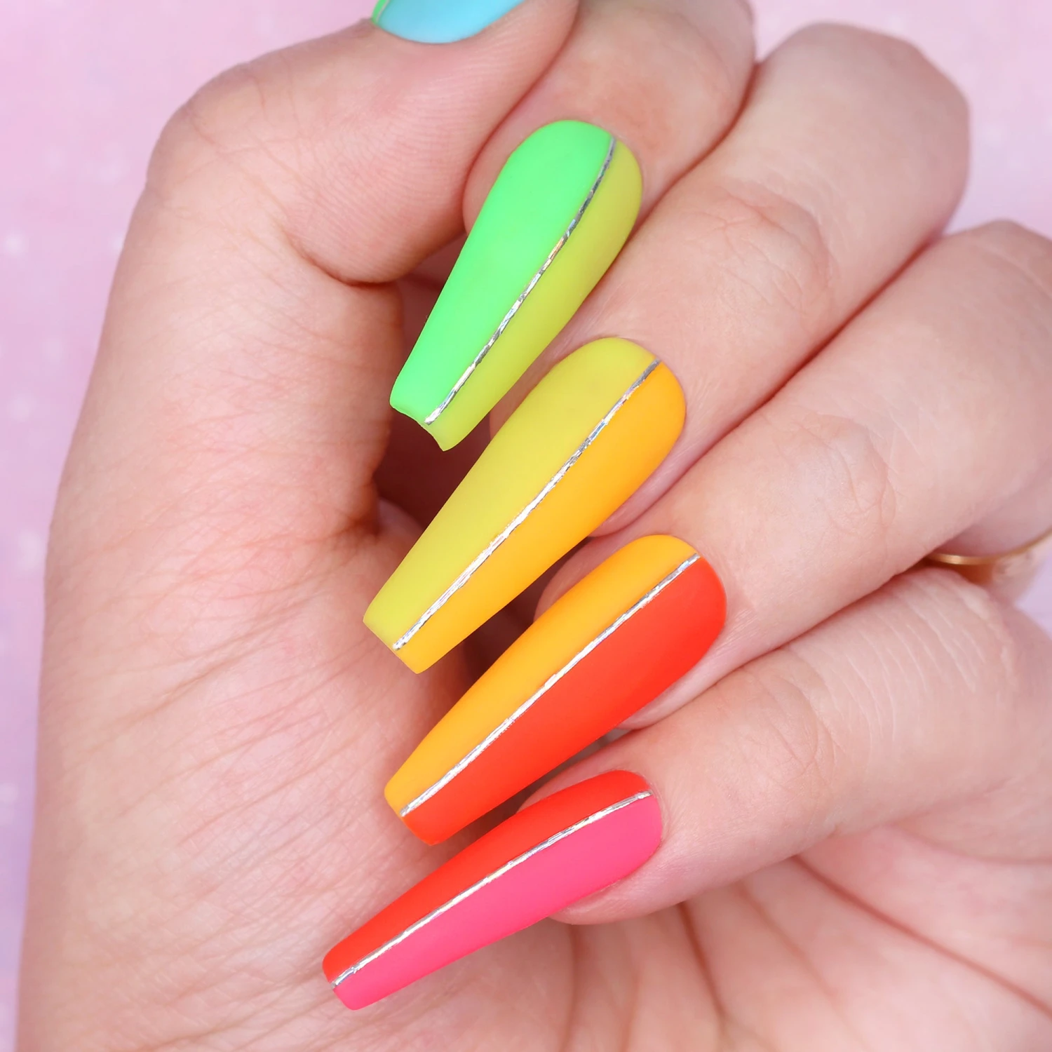 Charme Gel / Glow In The Dark D01 Lollapalooza 2 Charme Gel / Glow In The Dark D01 Lollapalooza - Image 2